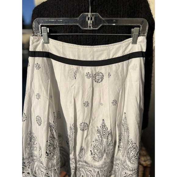 DIMRI Women's White Ivory Paisley Sequins Pleated Cotton Skirt A Line Size S - Picture 3 of 6